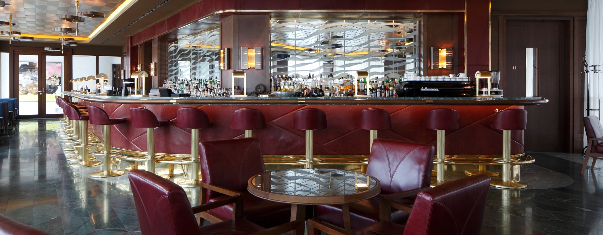 Lang Bar Im Waldorf Astoria Berlin